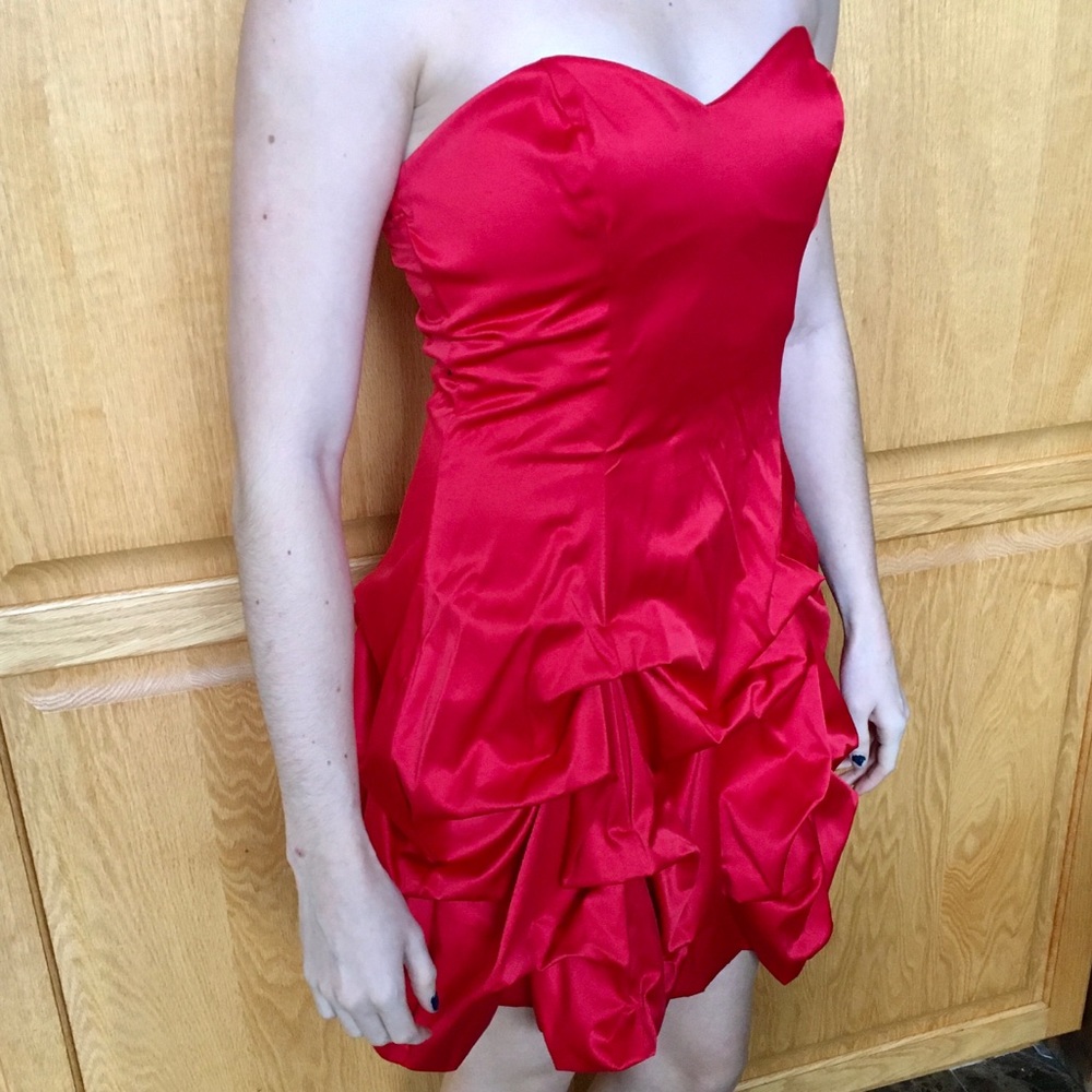 Women short formal red ruched strapless dress